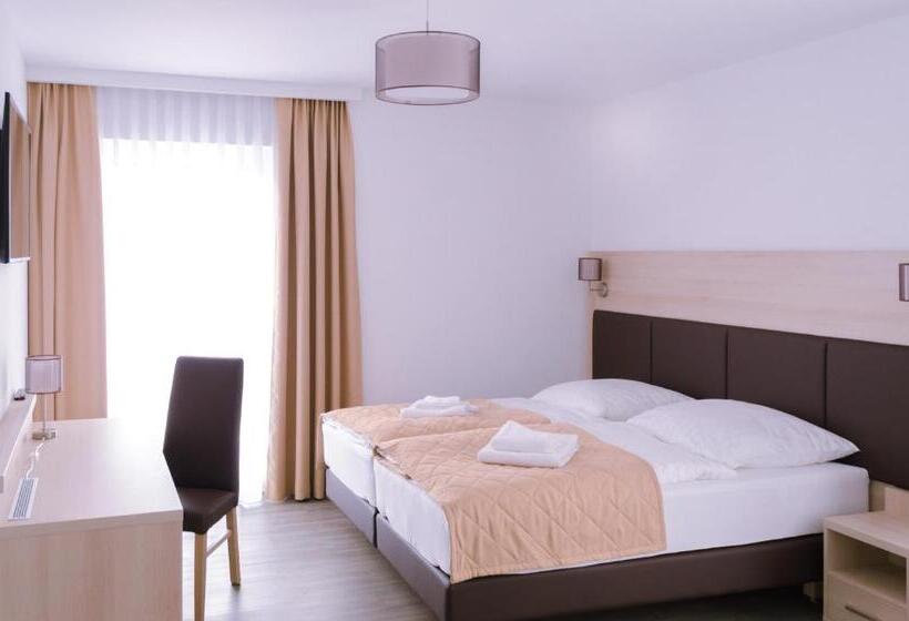 Glindower Alpen Pension