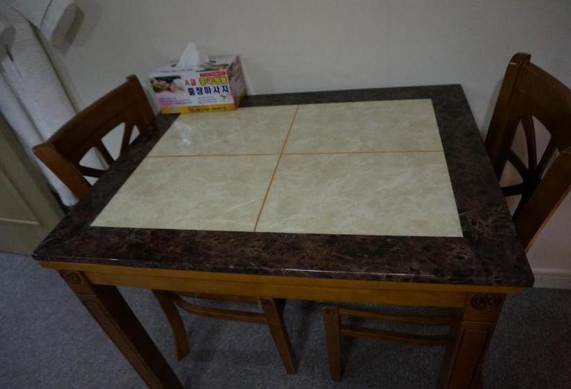 مُتل Busan Gwanganri Gung