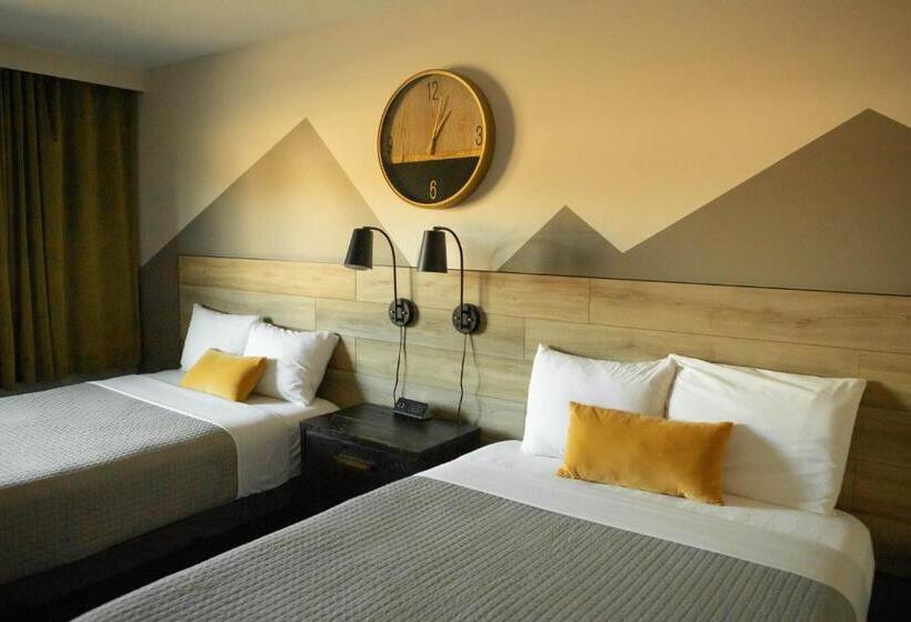 فندق 4411 Inn & Suites