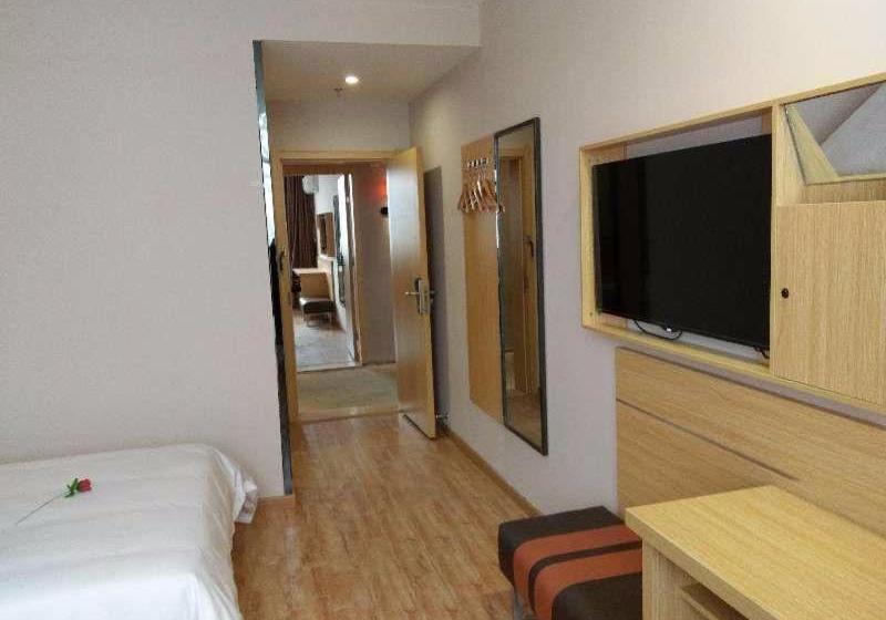 Отель 7 Days Premium·jiujiang De An First Avenue