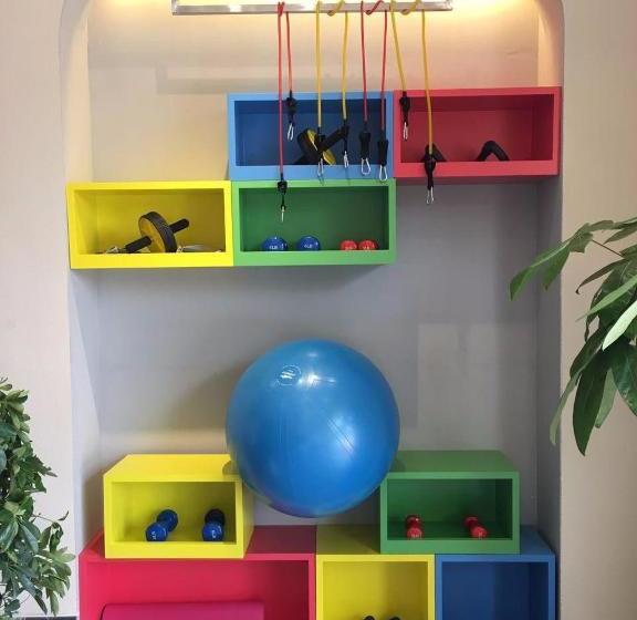 בית מלון כפרי 7days Inn Bojin Shui An Linchuan No.3 School