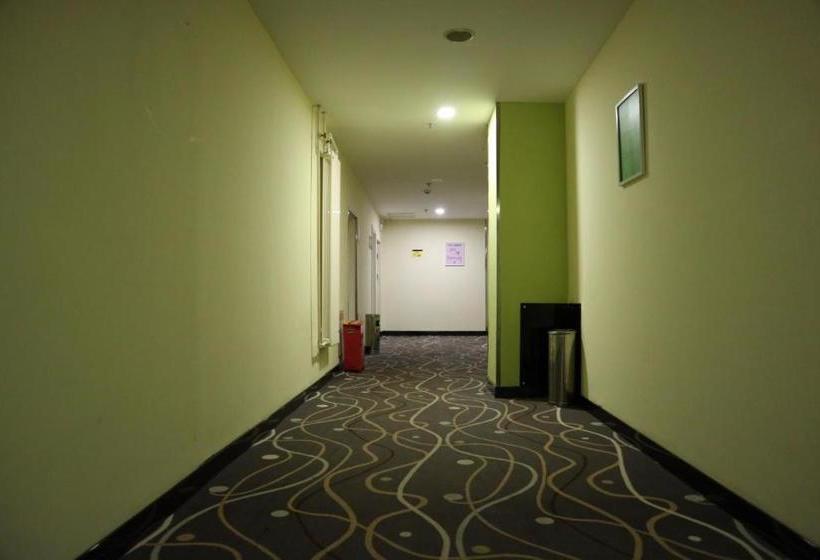 فندق 7days Inn Changchun Hongqi Street University Town Nanhu Plaza Branch