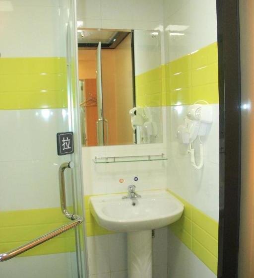 酒店 7days Inn Dongguan Guanhui City Rail Dalang Town Station Branch