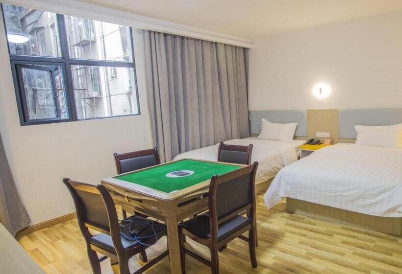 Otel 7days Inn Huaihua Zhijiang Pedestrian Street Branch