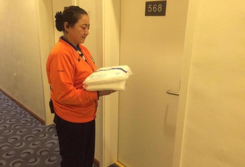 Hotell 7days Inn Xinyang Railway Station Square Branch