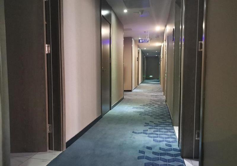 Hotel 7days Premium Beijing South Railway Station Jiaomen East Subway Station Branch