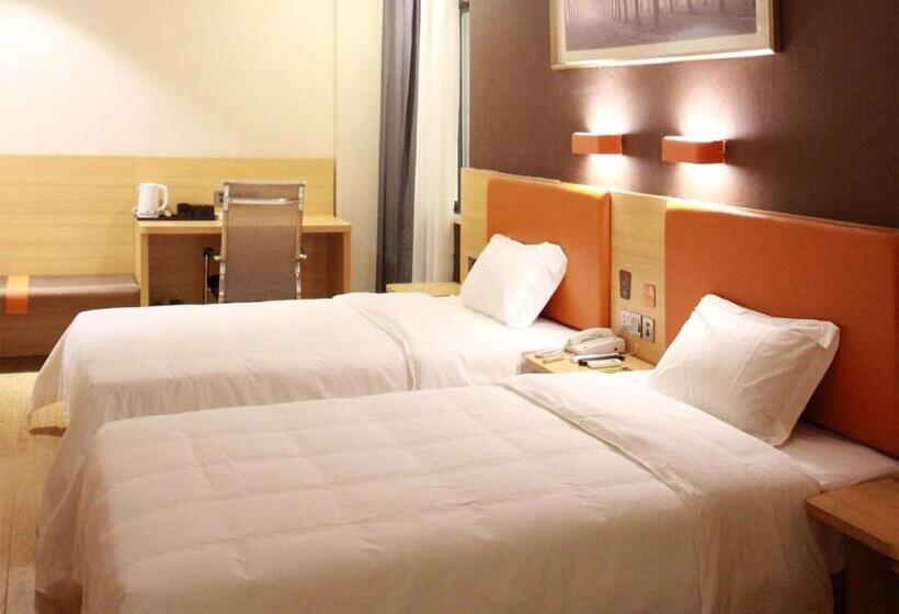 호텔 7days Premium Guangzhou Fangcun Guanggang New City Hedong Subway Station Branch