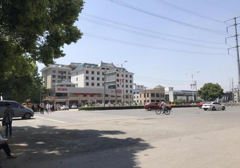 Hotel 7days Premium Nanchang Liantang Yingbin Middle Avenue Xiaolan Industrial Park Branch