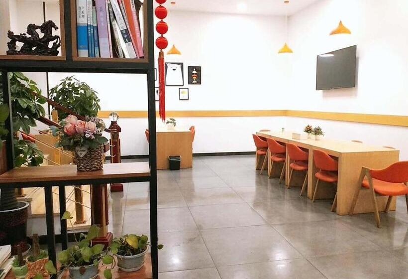 Hotel 7days Premium Nanchang Liantang Yingbin Middle Avenue Xiaolan Industrial Park Branch