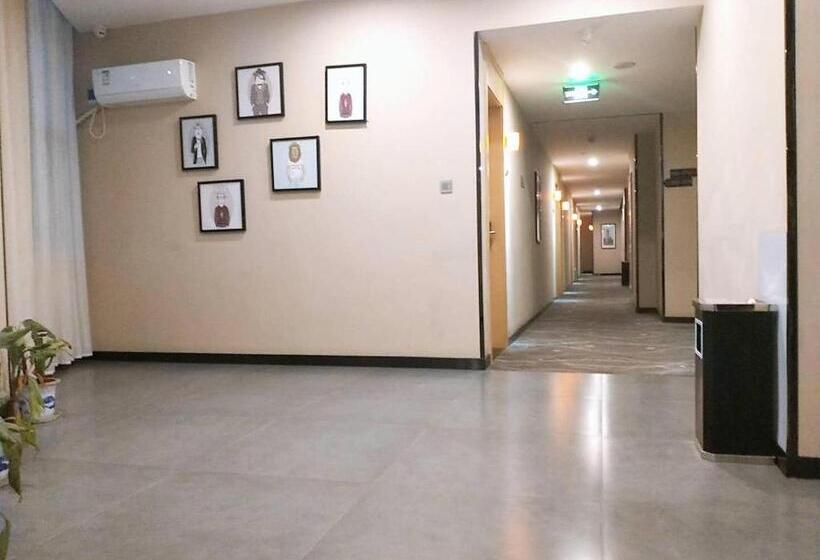 Hotel 7days Premium Nanchang Liantang Yingbin Middle Avenue Xiaolan Industrial Park Branch