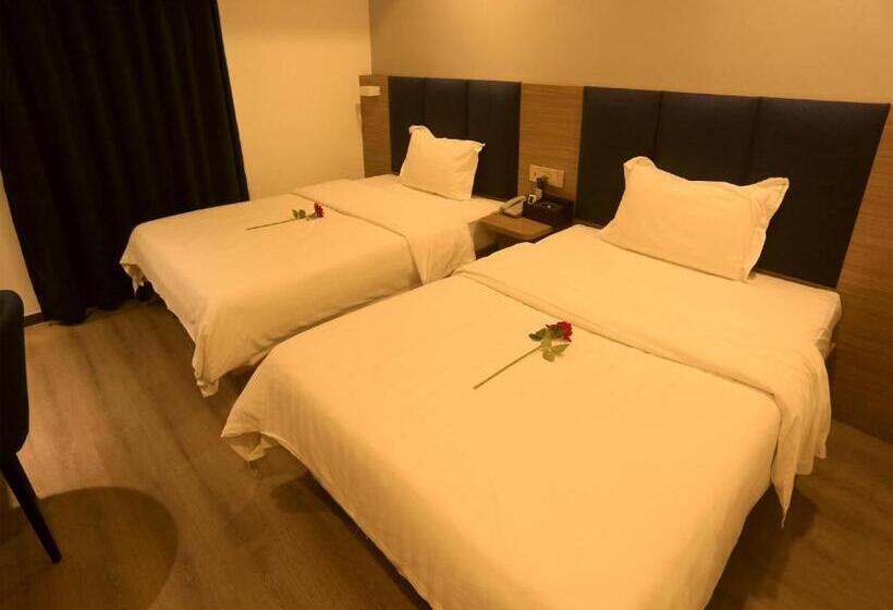 هتل 7days Premium Shenzhen High Speed Rail North Station Minzhi Branch