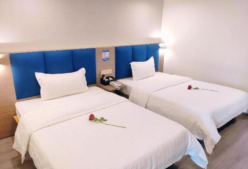 هتل 7days Premium Shenzhen High Speed Rail North Station Minzhi Branch