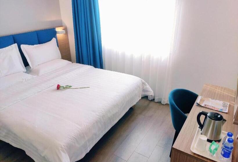 هتل 7days Premium Shenzhen High Speed Rail North Station Minzhi Branch