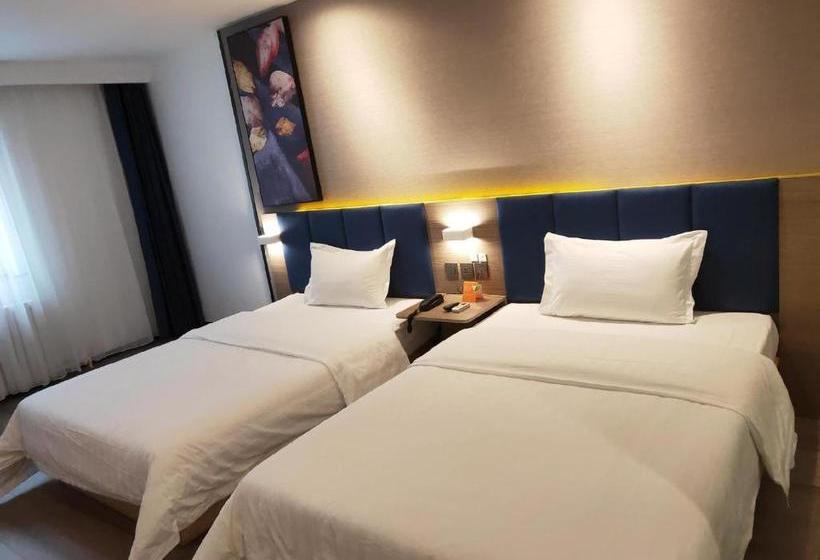 فندق 7days Premium Yibin North Gate Bus Station Branch