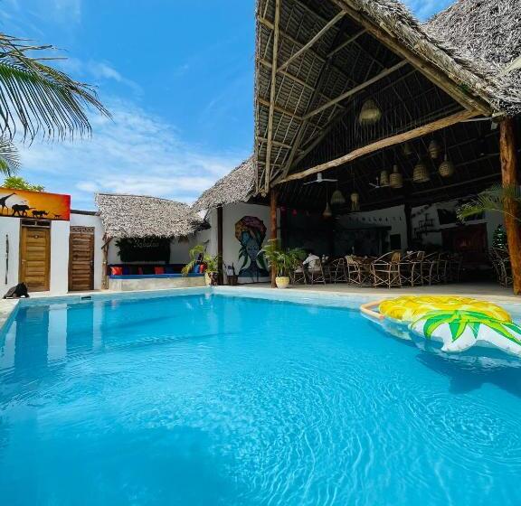 Отель Babalao Bungalows