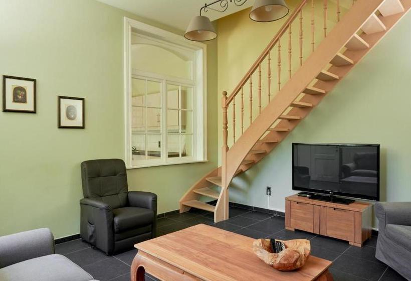 Отель De Statie