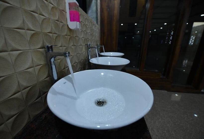 בית מלון כפרי Hello