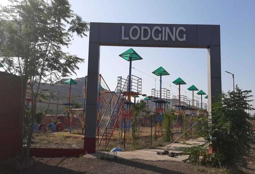 فندق High Spirit Resort And Playpark