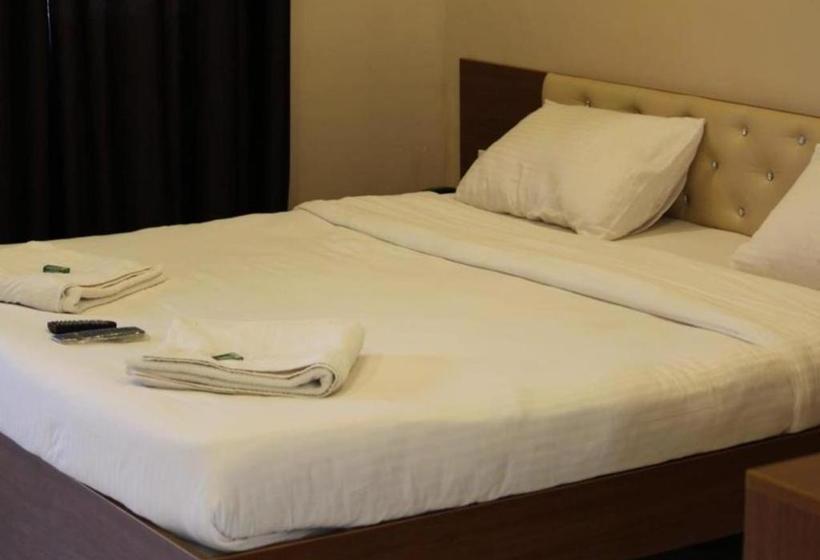 בית מלון כפרי High Spirit Resort And Playpark