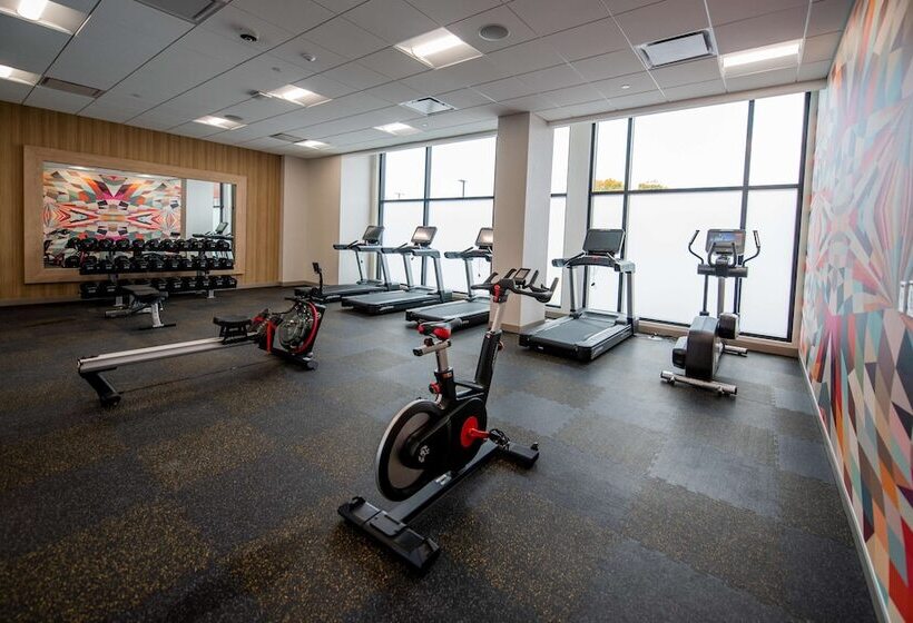 Отель Hilton Garden Inn Moncton, Nb