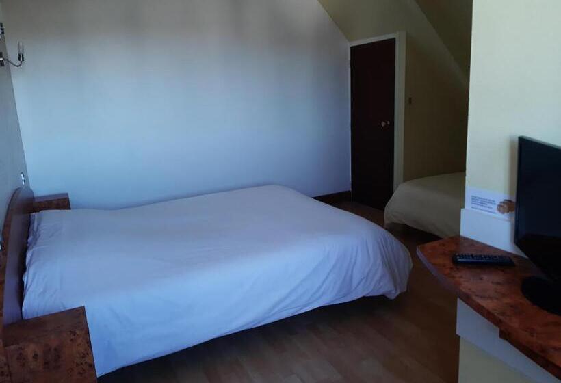 酒店 Home Des Pins Sarl