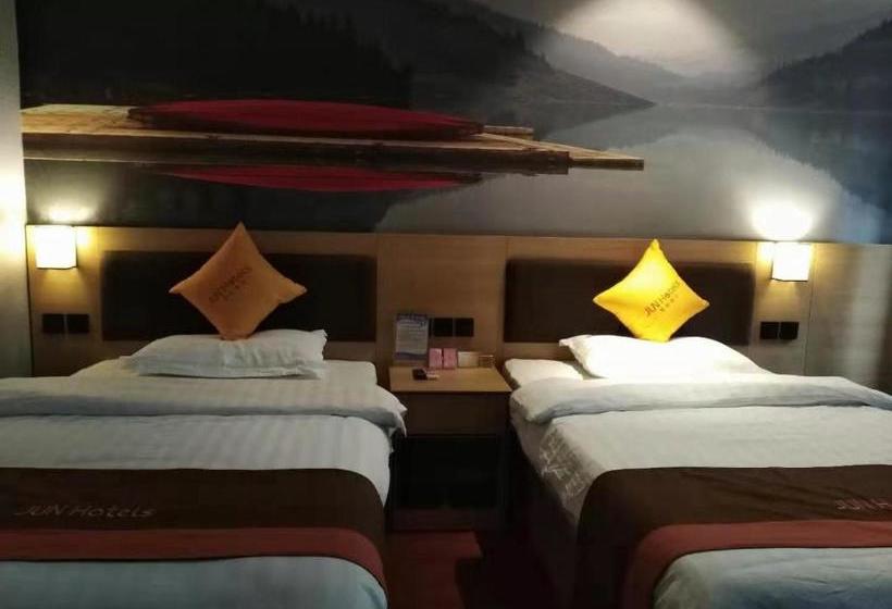 فندق Jun  Yunnan Dehong Ruili City Maohan Road