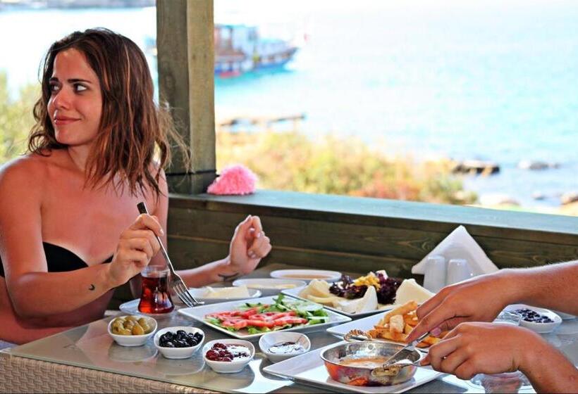 Hotel Kaş Hi̇story Li̇manağzi