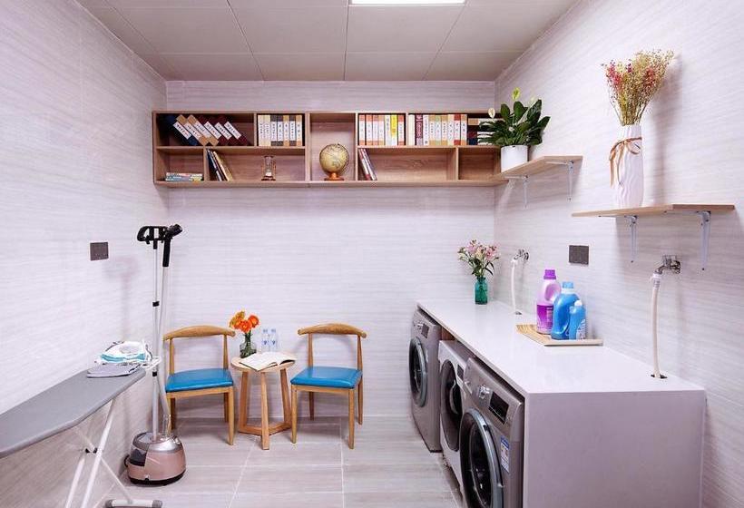 Kyriad Marvelous Hotel Guiyang Olympic Sports Center Wanda Plaza