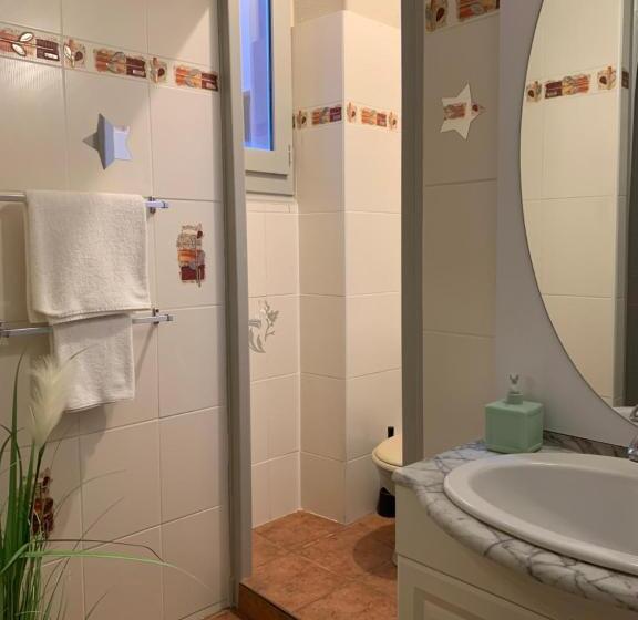 فندق L Embleme  Boutique