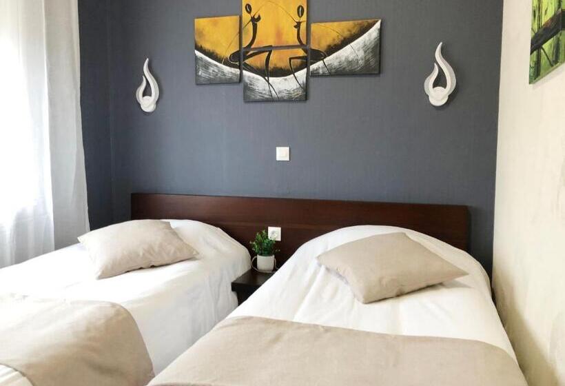 فندق L Embleme  Boutique