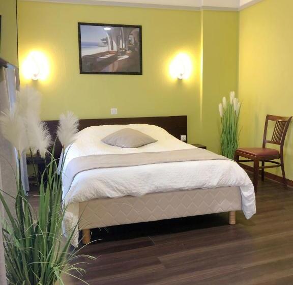 فندق L Embleme  Boutique