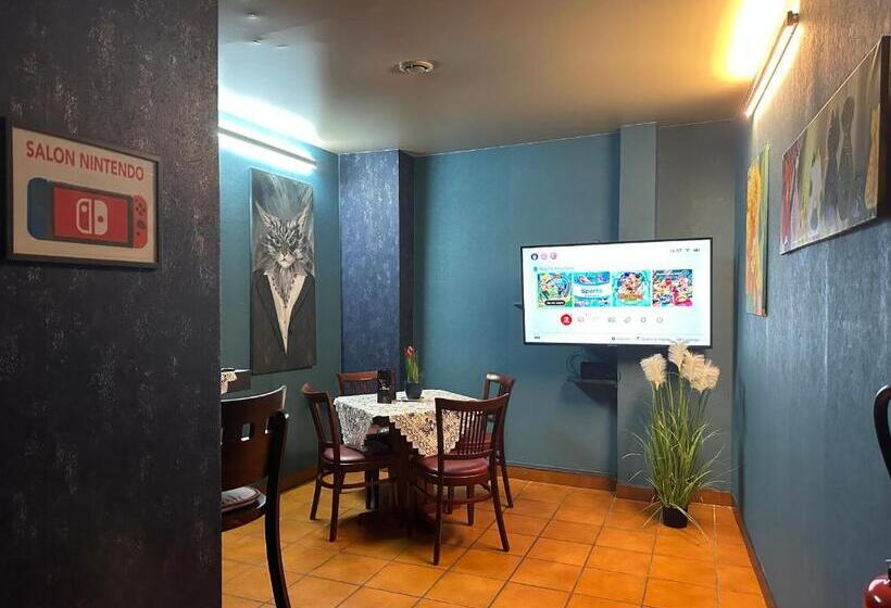 فندق L Embleme  Boutique