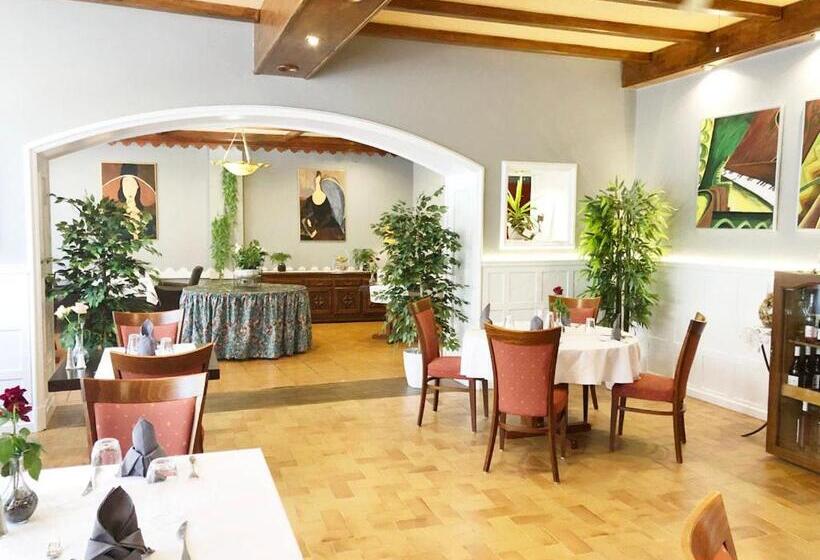 فندق L Embleme  Boutique