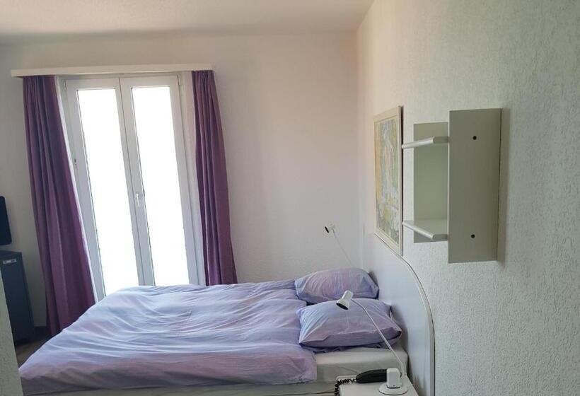 בית מלון כפרי Le Rivage