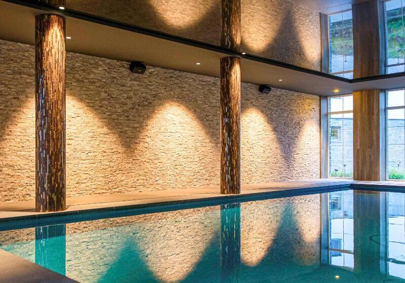 فندق Mercure Han Sur Lesse