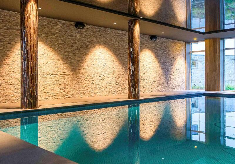 فندق Mercure Han Sur Lesse