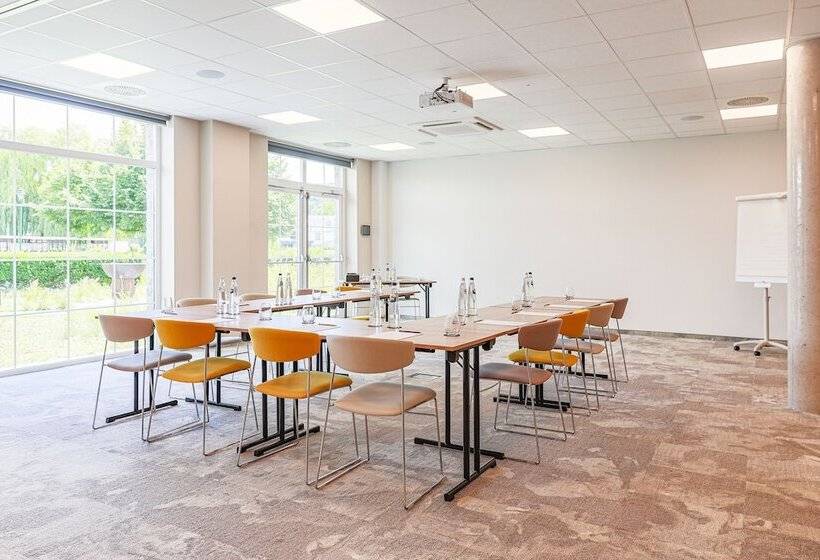 فندق Mercure Han Sur Lesse