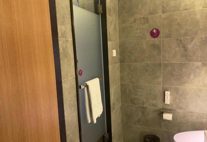 Myfeel Hotel (ningbo Tianyi Square)