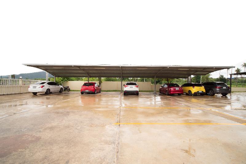 호텔 Oyo 1047 Ek Residence Banchang City