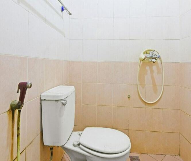 בית מלון כפרי Oyo 3722  Mutiara