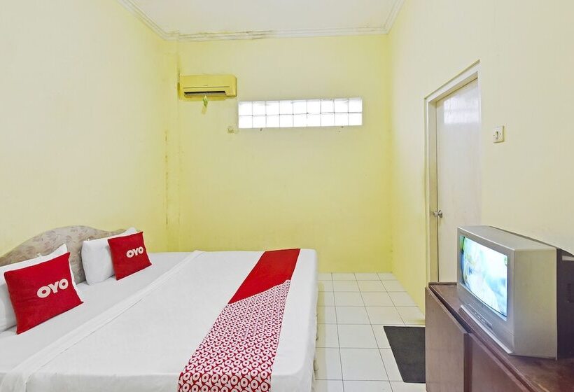 בית מלון כפרי Oyo 3722  Mutiara