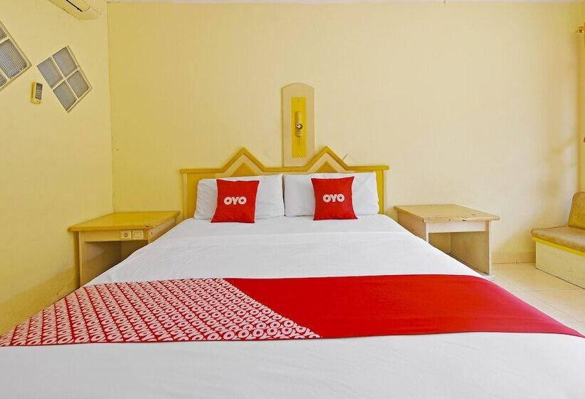 בית מלון כפרי Oyo 3722  Mutiara