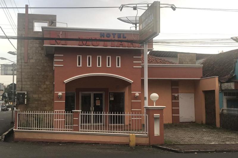 בית מלון כפרי Oyo 3722  Mutiara