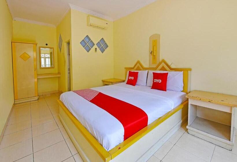 בית מלון כפרי Oyo 3722  Mutiara