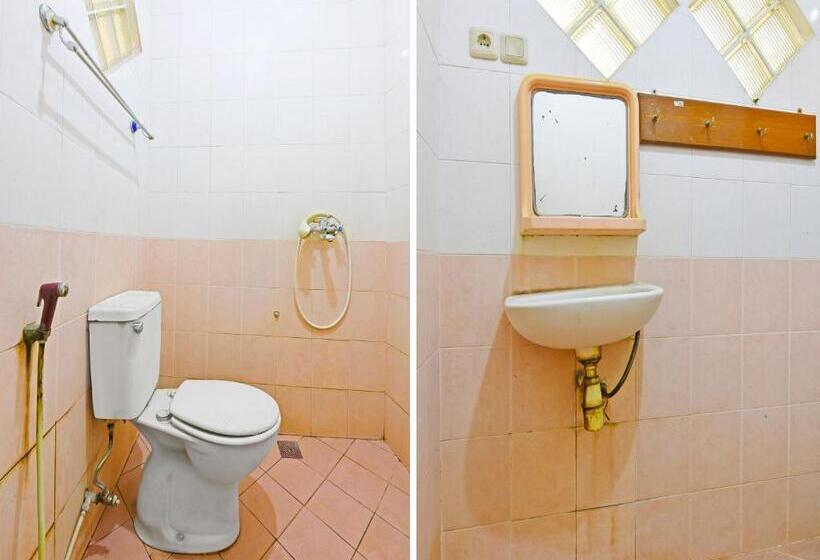 בית מלון כפרי Oyo 3722  Mutiara