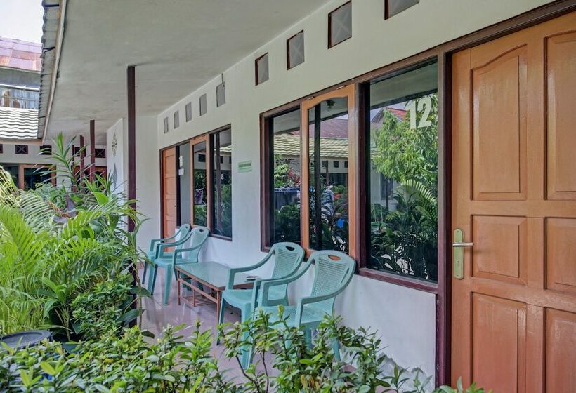 ホテル Oyo 3724 Penginapan Baiti Jannati Syariah