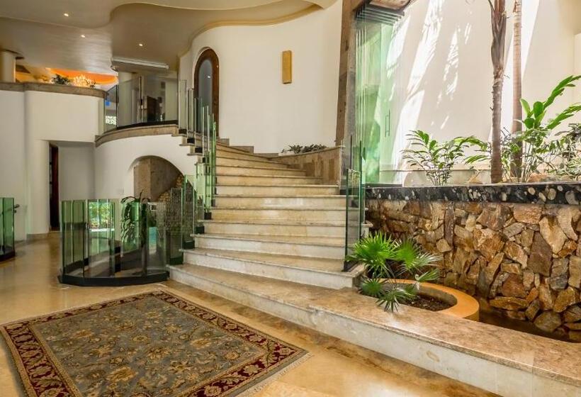 酒店 Puerto Vallarta South Shore Luxury Suites