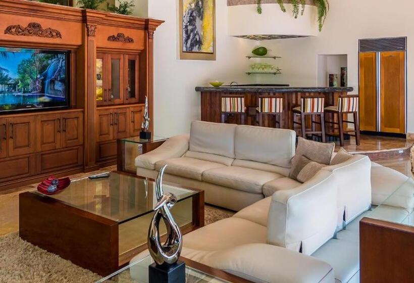 酒店 Puerto Vallarta South Shore Luxury Suites