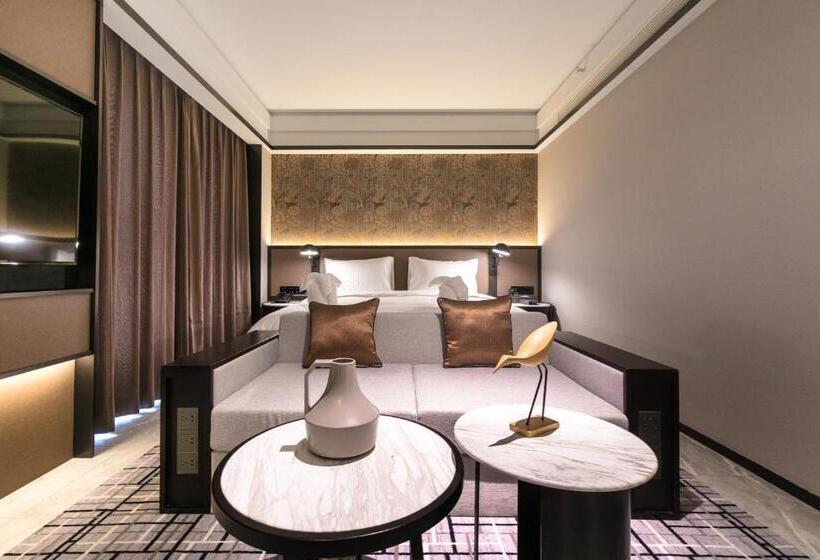 ホテル Qingdao Treasure