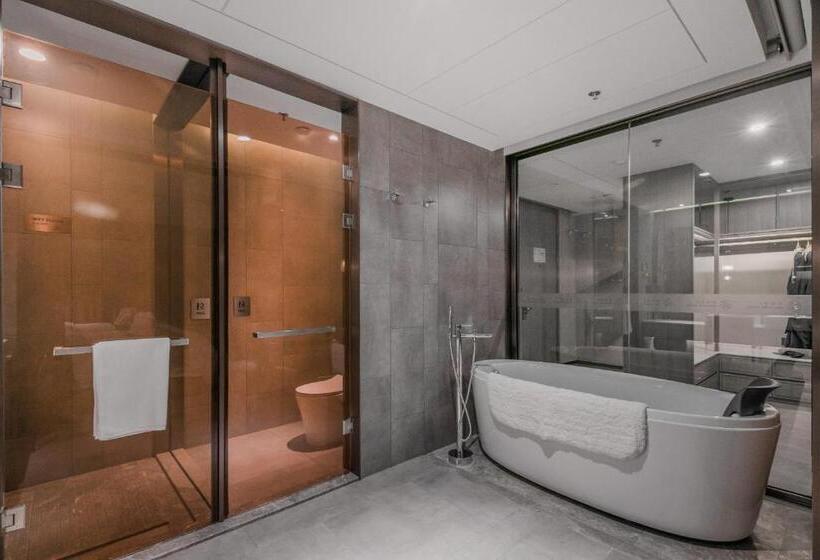 ホテル Qingdao Treasure